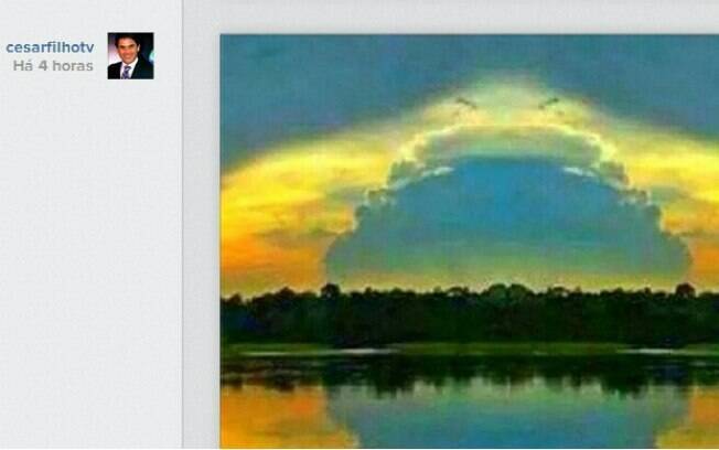 Cesar Filho compartilhou imagem de um pôr do sol verde e amarelo
