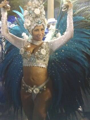 Patrícia Nery, rainha de bateria da Portela