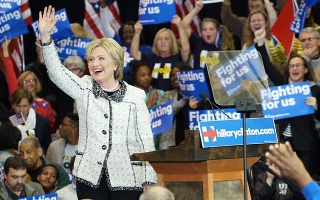Hillary Clinton vence nas primárias no estado de Carolina do Sul