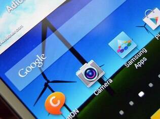 Galaxy Note II traz interface TouchWiz
