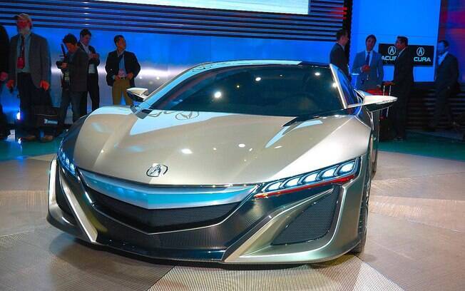 A Honda ia trazer a fabricante de luxo Acura para o Brasil, até levaram o conceito do novo NSX para o Salão do Automóvel de 2012. A Honda ia trazer a fabricante de luxo Acura para o Brasil, até levaram o conceito do novo NSX para o Salão do Automóvel de 2012.