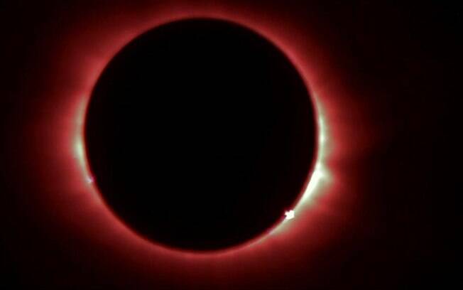 Um eclipse do sol foi visto em partes da Europa e no norte da África nesta sexta-feira