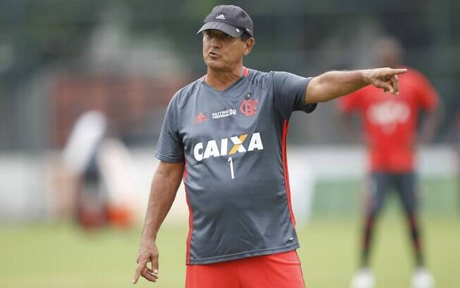 Muricy Ramalho deve fazer mudanças no Flamengo para o jogo contra o América-MG