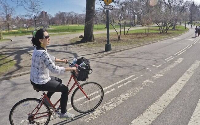 Alugar uma bicicleta ajuda a conhecer todas as atrações do Central Park 