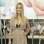 Gianne Albertoni fez a Gisele Bündchen no lançamento de sua linha de lingerie: como a top, também apareceu com sutiã à mostra, mas manteve a classe, com o vestido nude. Foto: AgNews