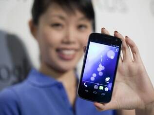 Samsung, fabricante do Galaxy Nexus, ajudou o Android a representar 60% dos aparelhos vendidos no quarto trimestre de 2012
