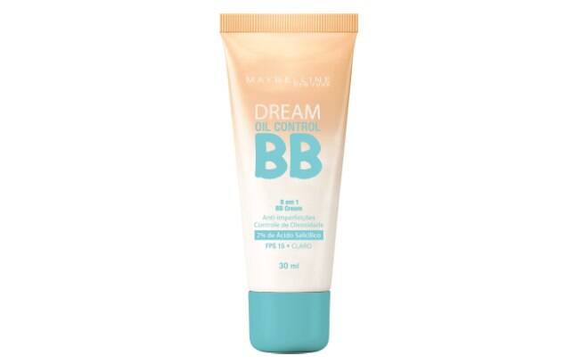BB Oil Control, da Maybelline, é um BB Cream direcionado especificamente para peles oleosas, prometendo reduzir o brilho em até 4 semanas de uso l R$29,90