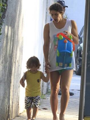 Priscila Fantin: a mamãe gata de Romeo