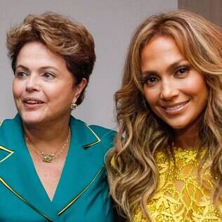 Dilma fotografa com Jennifer Lopez