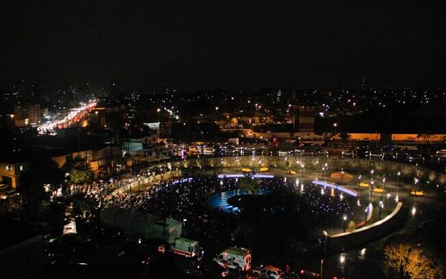 Vista aérea da praça que fica na frente da cabeceira da pista do Aeroporto de Congonhas, na zona sul de São Paulo