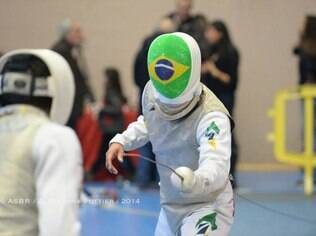Nicolas Ferreira costuma usar a bandeira do Brasil estampada em seu capacete