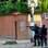 Policiais militares realizam buscas na Favela de Antares, em Santa Cruz, zona oeste do Rio. Foto: Fernando Quevedo / Agência O Globo