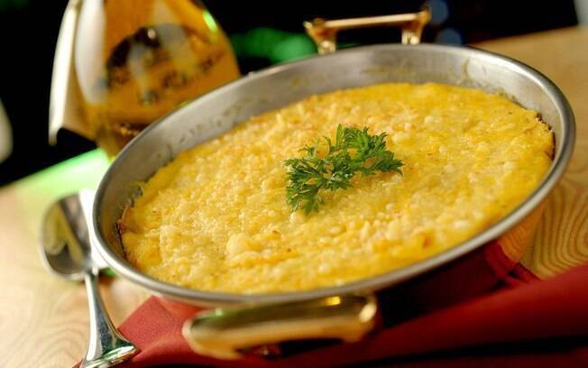 Bacalhau espiritual: difícil é sobrar para o enterro de ossos do dia seguinte