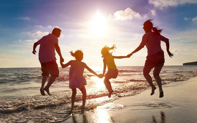 Aproveite as férias para curtir com a família e viajar