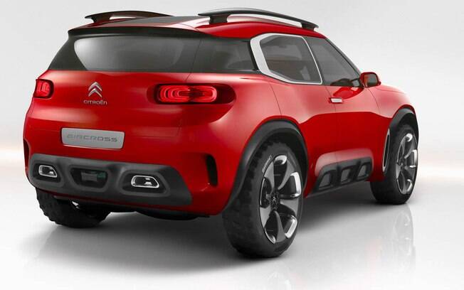 Sob o capô do Citroën Concept Aircross estão dois motores: o 1.6 turbo de 220 cv e o elétrico de 95 cv.