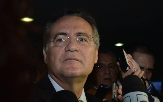 A quebra dos sigilos fiscal e bancário de Renan e do senador Fernando Collor (PTB-AL) foi solicitada pela PF