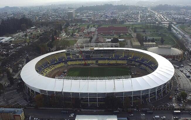Estádio Ester Roa, em Concepción, tem capacidade para 35.000 pessoas e receberá três jogos do torneio, incluindo a disputa pelo terceiro lugar.. Foto: Agencia Uno via AP