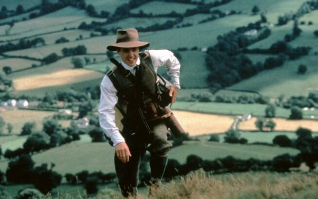 'O Inglês que Subiu a Colina e Desceu a Montanha' (1995) é sobre um cartógrafo que informa uma comunidade galesa de que seu vilarejo fica numa colina, não numa montanha. Foto: Divulgação