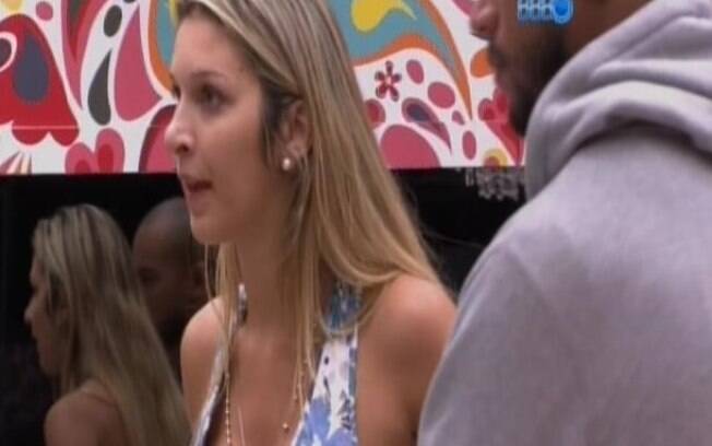 Tatiele é o novo anjo do BBB14
