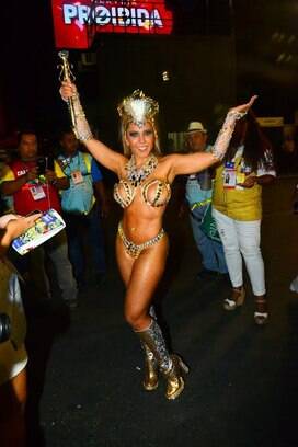 Mulher Melão foi destaque da Inocentes de Belford Roxo. Foto: AgNews