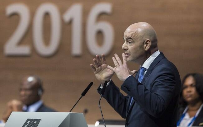 Gianni Infantino é o novo presidente da Fifa