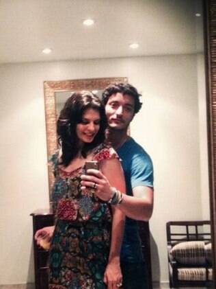 Helena Ranaldi e Allan de Souza Lima: ela tem 48 ano e ele, 28