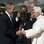 Papa encontra o ex-presidente norte-americano George Bush. Foto: AFP
