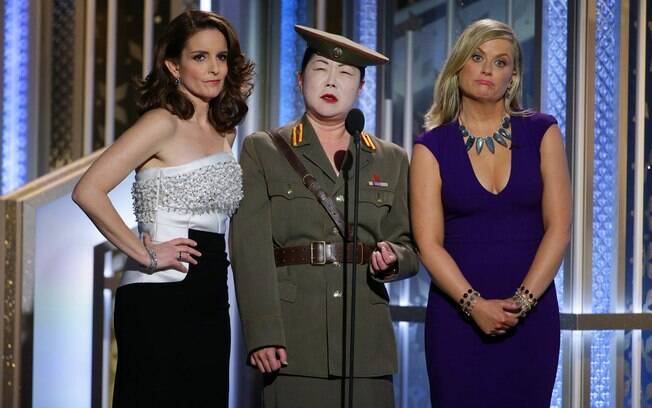 Tina Fey e Amy Poehler fazem piada sobre o ataque de hackers norte-coreanos contra a Sony. Foto: AP