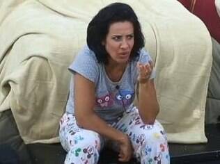 A Fazenda: Scheila Carvalho se emociona ao falar de Tony Salles
