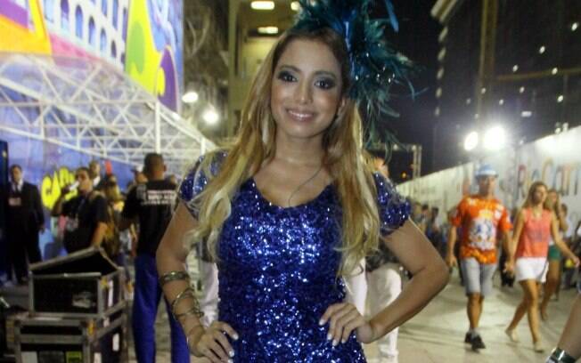A cantora Anitta fez show em camarote de supermercado na Sapucaí, no Rio de Janeiro, na madrugada deste sábado (1º)