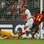 Xabi Alonso fez de cabeça 1 a 0 para a Espanha. Foto: AP