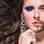 Mesmo uma barba espessa fica escondida com a maquiagem. Na imagem, a drag Jessica Pageda . Foto: Half Drag/ Leland Bobbé