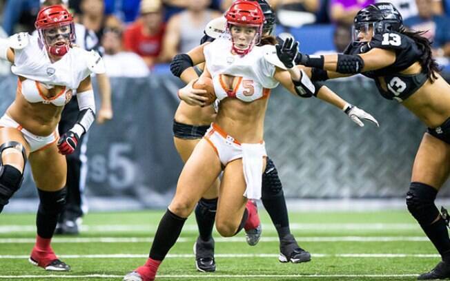 Com mulheres de lingerie, vai rolar o 'Super Bowl feminino' - Futebol  americano - iG