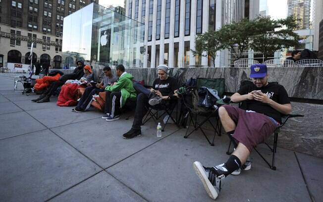Loja de Nova York já tem fila para comprar iPhone 5
