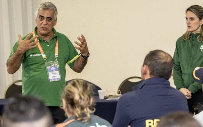 Alberto Martins da Costa esteve à frente da delegação brasileira em três Paralimpíadas - Sydney (2000), Atenas (2004) e Pequim (2008) Alberto Martins da Costa esteve à frente da delegação brasileira em três Paralimpíadas - Sydney (2000), Atenas (2004) e Pequim (2008)