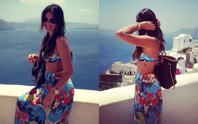 Bruna Marquezine está curtindo as férias na Grécia