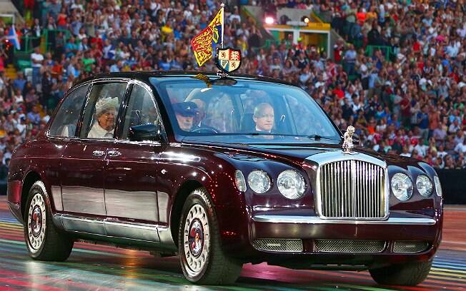 Bentley State Limousine (foto de julho de 2014)