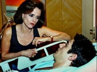 Reynaldo Gianecchini contracenou com Marieta Severo em 'Laços de Família', de 2000