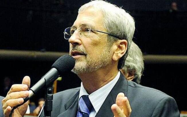 Para Imbassahy, presença de Cunha na Câmara não deve influenciar no impeachment de Dilma