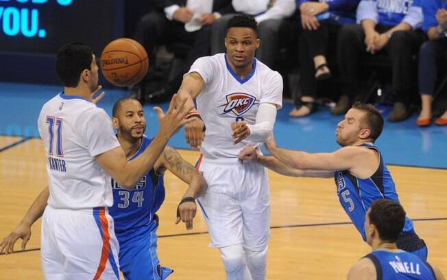 Westbrook foi o grande destaque do Thunder Westbrook foi o grande destaque do Thunder