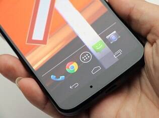 Moto X roda versão praticamente pura do Android