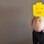 O filho de Estéfi adora as máscaras de Lego. Foto: Estéfi Machado