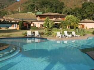 Pousada Quinta da Paz possui grandes piscinas para os hóspoedes