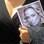 Modelo Reeva Steenkamp foi velada na terça-feira, dia 19 de fevereiro. Mulher levou uma foto dela à cerimônia. Foto: AP