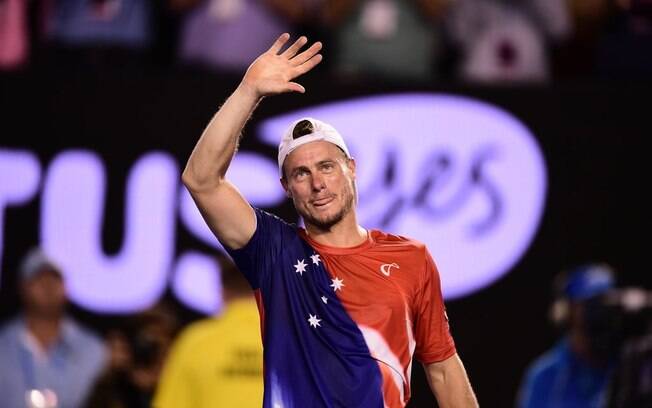 Lleyton Hewitt se aposenta com derrota na segunda rodada do Aberto da Austrália Lleyton Hewitt se aposenta com derrota na segunda rodada do Aberto da Austrália
