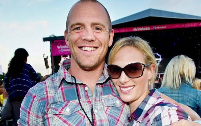 Zara Phillips e Mike durante um evento, no dia primeiro de julho deste ano