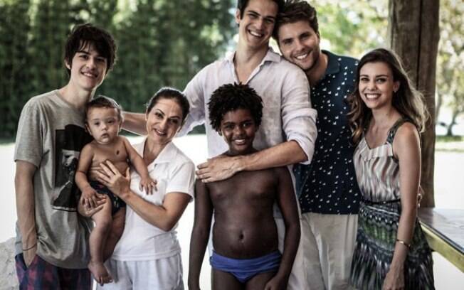 Final feliz para a família do casal Félix e Niko, da novela