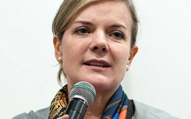 Senadora pelo PT do Paraná ex-ministra da Casa Civil de Dilma, Gleisi Hoffman foi citada em delação premiada da Lava Jato. Foto: Facebook