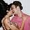 Amy e Blake Fielder-Civil trocam carinhos na frente da câmera. Foto: Terry Richardson/ Reprodução