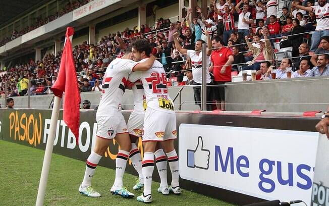 Tricolor paulista não teve vida fácil, mas é um dos dois brasileiros entre os oito melhores da Copa Libertadores